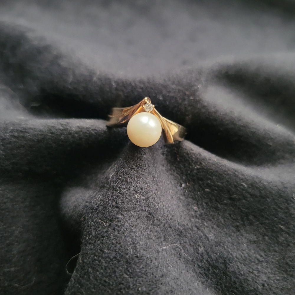 Freshwater Pearl Diamond 10K Ring Size 7